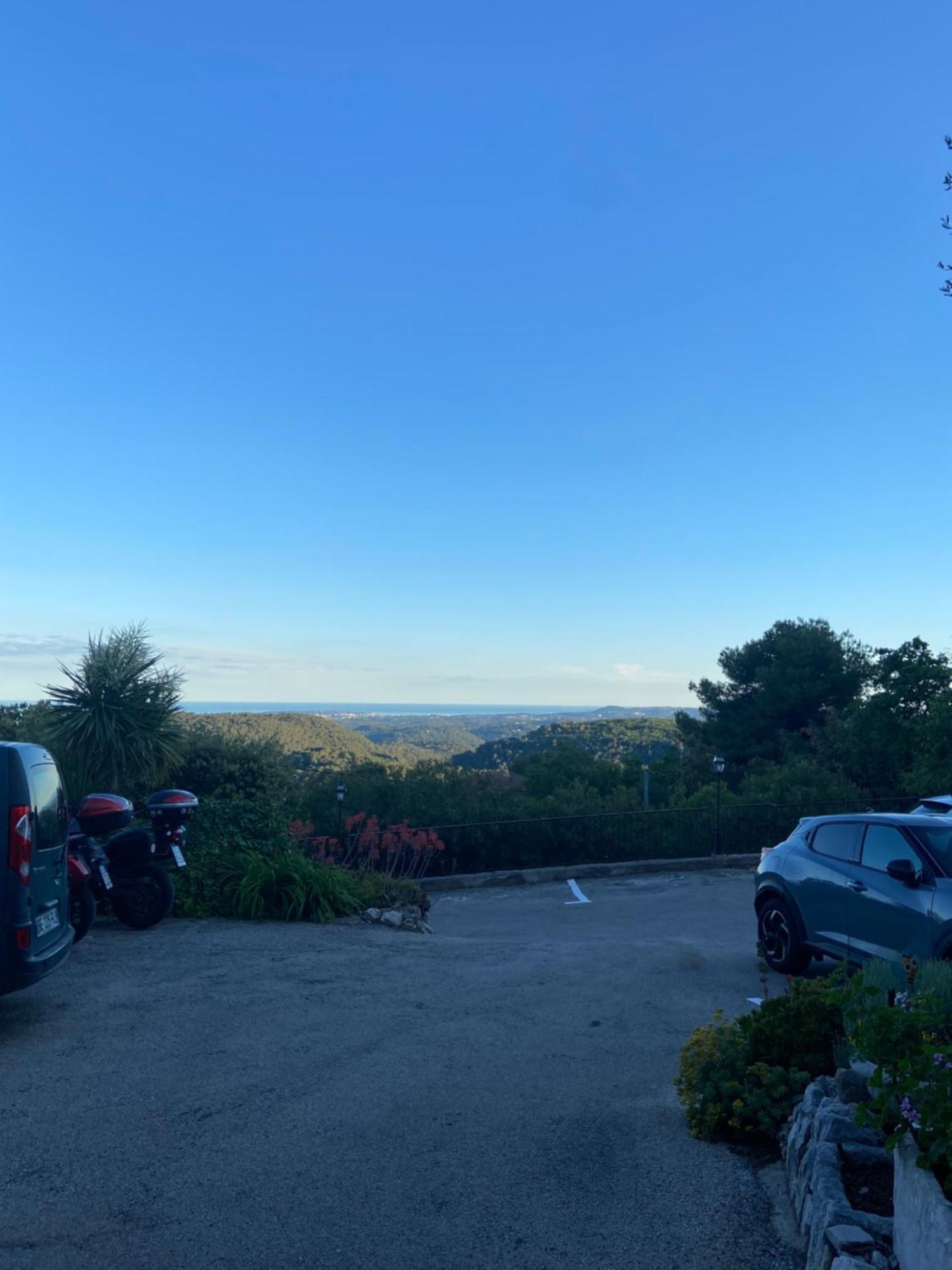 Les Belles Terrasses Hotel Tourrettes-sur-Loup Luaran gambar