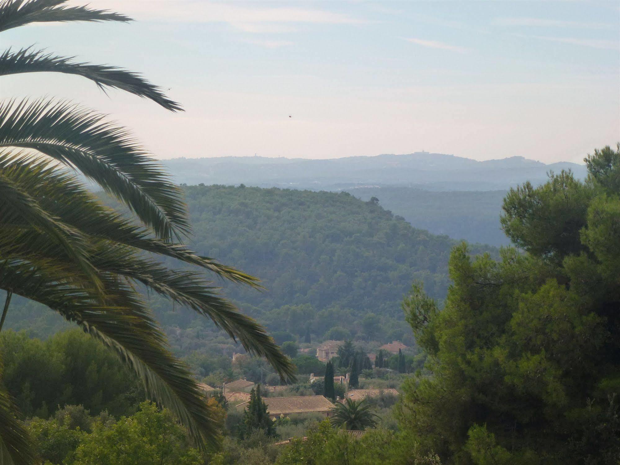 Les Belles Terrasses Hotel Tourrettes-sur-Loup Luaran gambar