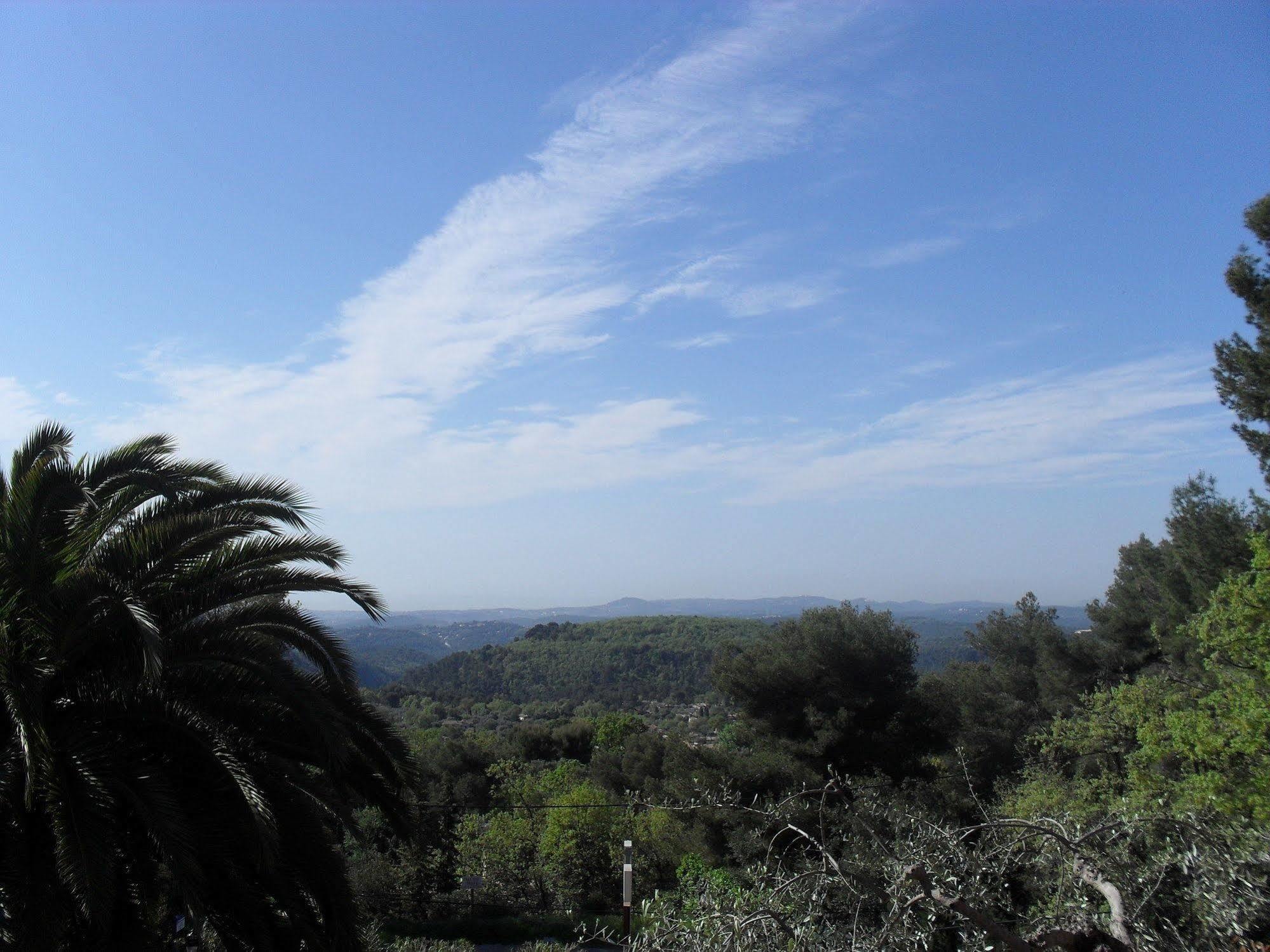 Les Belles Terrasses Hotel Tourrettes-sur-Loup Luaran gambar